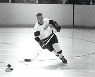 Gordie Howe Detroit Red Wings Classic 1961 NHL Hockey Poster Print