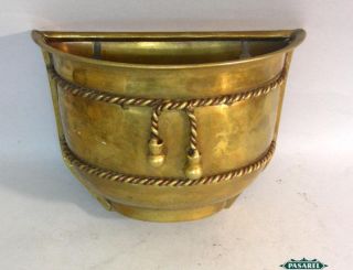 Fine Vintage Brass and Copper Decorative Wall Pocket
