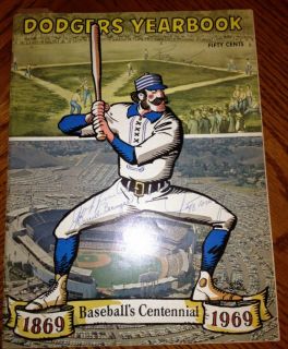   Dodgers yearbook lots of autographs Jeff Torborg Don Sutton and more