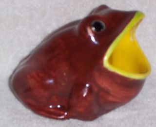 Glazed Ceramic Big Mouth Frog to Hold Soap Pad 4x5x31 2 Tom Geri USA