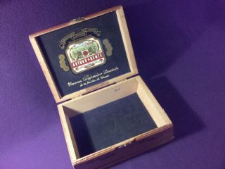 Vintage 1984 A. Fuente don Carlos Wooden Cigar Box From The Dominican