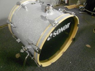 Sonor Bop 18x16 Bass Drum in Silver Sparkle with Chrome Hardware New