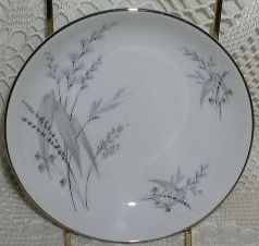 this auction is for edelstein china the pattern name is