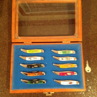Case XX Lot Of 10 Tiny Texas Toothpick Knives In Oak Display Case No