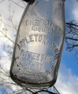  APPLETON FARM Potter Bros Dairy EAST CONCORD NH Milk Bottle. Pint size