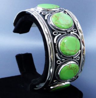 Stone Gaspeite Mexican Silver Scallop Cuff Bracelet