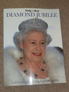 HM Queen Elizabeth II DIAMOND JUBILEE Souvenir Edition DAILY MAIL 2012