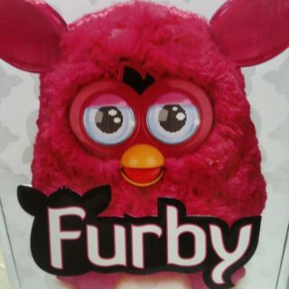  Pink FURBY Interactive Electronic Toy iPod iPhone 2012 Toys Christmas