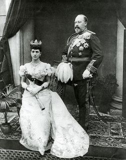 Queen Alexandra w J Reid Co London Ont China Plate