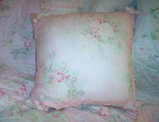 Rachel Ashwell Shabby English Cabbage Pink Roses Ruffles Bow Chic Toss