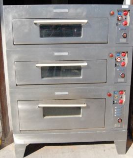   Stainless Steel Electric Triple Stack Oven Pizza Oven NICE Clean