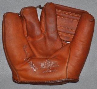 Awesome Bucky Walters Reach Baseball Glove Mitt Vintage