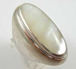  Sterling Silver White Mother of Pearl Elongated Ring Size 6 25