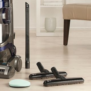 LG Kompressor Upright Vertical Cyclone Vacuum with Accessories