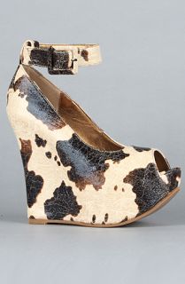 Sole Boutique The Punk It Up Shoe in Beige Suede