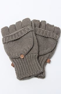 Makia The Fishermans Mittens in Olive Melange