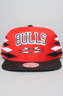 Mitchell & Ness The Diamond Snapback Hat in Red Black