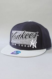 47 Brand Hats The Yankees Kalvin MVP Snapback Cap in Navy Grey