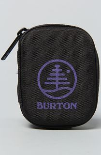 Burton The Kit in Family Tree Concrete