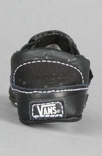 Vans The Infant Classic SlipOn Sneaker in Black Skull