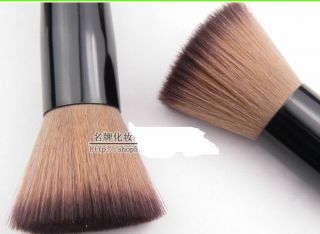 Wooden Brush Synthetic Flat Top Foundation Face Buffer
