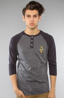 Altamont The Bohemian Raglan Henley in Charcoal