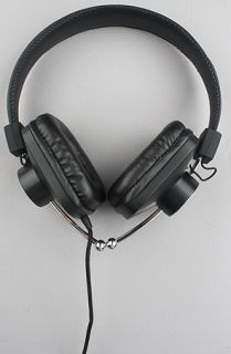 Eskuche The Controli MAT Headphone in Matte Black