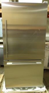 Fisher Paykel RF175WDRX1 18 CU ft Active Smart Refrigerator Stainless