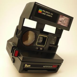 Polaroid 600 Land Camera Sun Autofocus 660 Film Camera