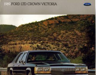 1989 Ford LTD Crown Victoria Sales Brochure MINT Original Excellent