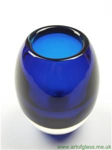 9518 Whitefriars Geoffrey Baxter 1960s vintage blue glass vase