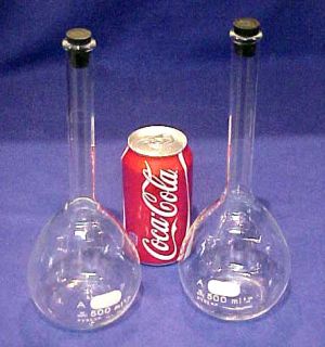 Pyrex 500 ml, Class A Volumetric Flasks (#5580)     Lab Glass