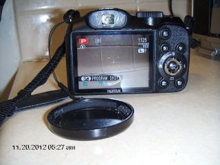 Fujifilm FinePix S2940 14 MP Camera HUGE 18X ZOOM W PAN PANORAMA