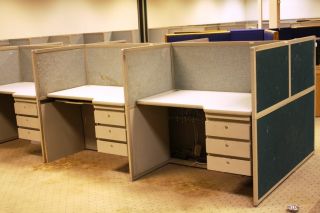 DESK CUBICLE UNITS USED Office Furniture Liquidation Blowout Sale