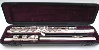 Yamaha 211 Flute Excellent Condition c w Cases Cleaning Rod Made In