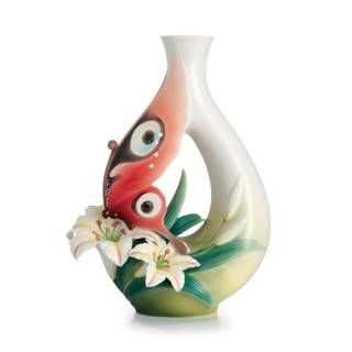 Franz Porcelain Collection   Butterfly & Lily Flower Vase Lrg