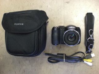 Fujifilm Fuji S2940WM Finefix Digital Camera 14MP 18x Zoom w 2GB Card