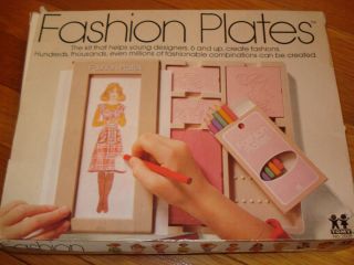 FASHION PLATES BY TOMY 1978 IN BOX EXCELLENT SHAPE ALL PLATES