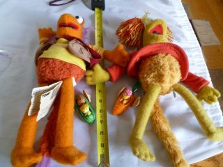  and Red Fraggle Rock Plush Dolls   Tomy with 2 1988 McDs Fraggle toys
