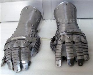 Medieval Armour Knight Gauntlets Gloves Fully Functional Hand