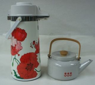 LM Metal Tea Kettle or Teapot w Lid Wooden Handle Air Pump Pot
