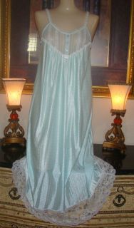 VTG GILEAD VERY LACY TEAL SILKY NYLON NIGHTGOWN BUST SIZE P BUST 36 TO