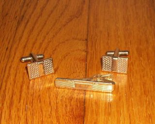 VINTAGE GOLD TONE CUFF LINKS CUFFLINKS BAR TIE CLASP SET 40s 50s COULD
