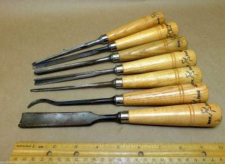 Set of Buck Brothers Wood Carving Chisels Gouges Hardware Tools