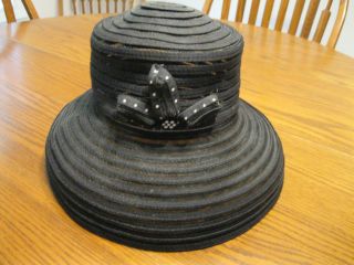 Vintage GIOVANNIO Florence New York Black Hat Bonnet Striped Mesh