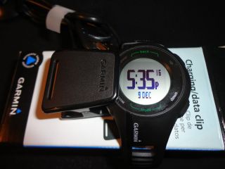 Garmin Approach S1 North America Handheld GPS Receiver Bundle (Black