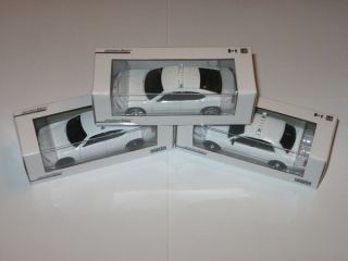 Greenlight Collectibles Blank 2008 Dodge Charger and 2008 Ford Crown