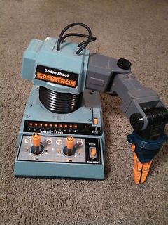  Shack Tandy ARMATRON ROBOTIC MECHANICAL ARM   PARTS OR REPAIR ONLY