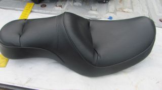 Harley twin cam dyna seat stock part SEATS GOING CHEAP C R cheap HD