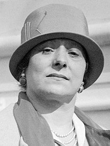 helena rubinstein december 25 1870 april 1 1965